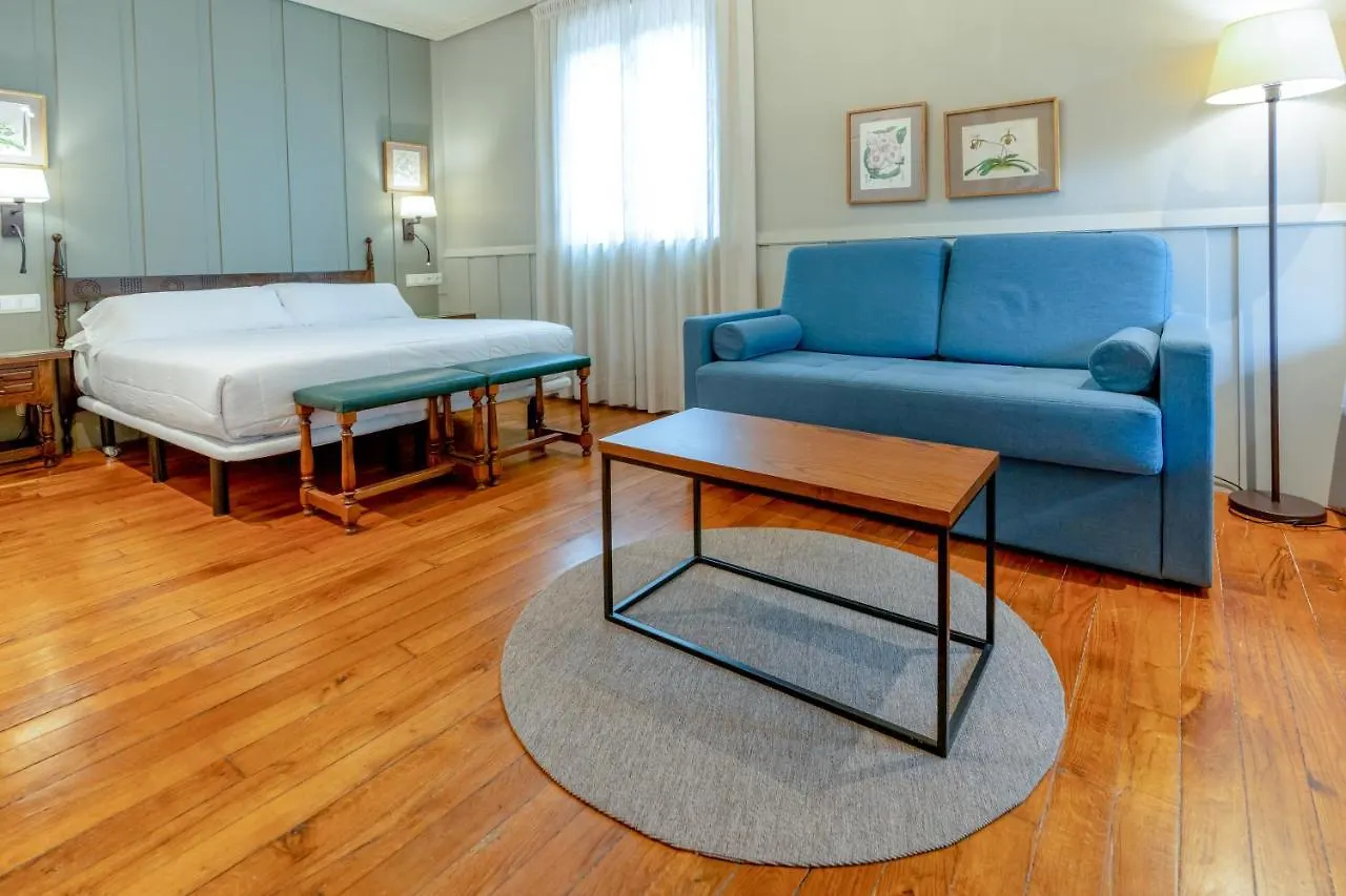 Hotel Alcazar Irun 3*,